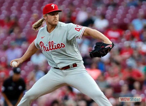 Noah Syndergaard gave up 4 runs in 5 innings in his Phillies debut, as they beat the Nats 5-4 on Thuesday.